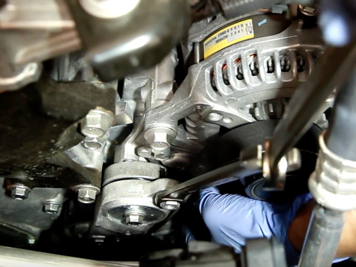 See B3073 repair manual